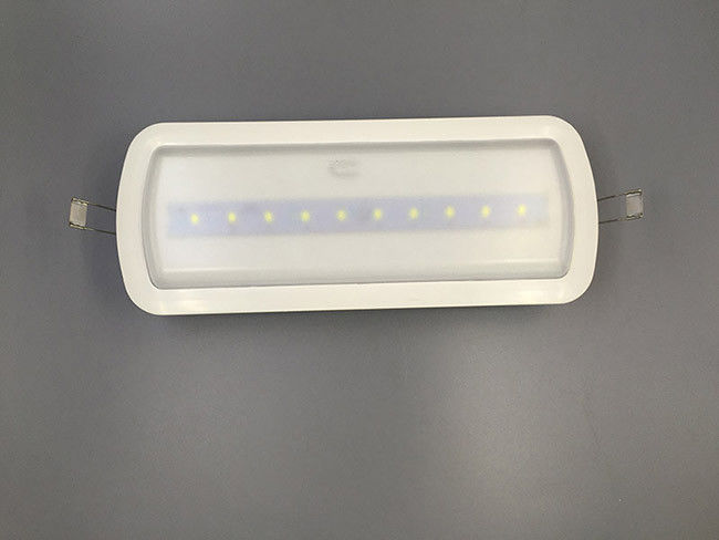 3 시간 자율성 배터리 작동 상용 LED 천장 비상 조명 배터리 백업으로 꽂힌 L119N-B