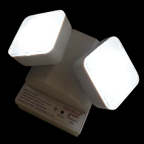 6W 트윈 스팟 LED 비상 조명 6500K 3.6V 3.0Ah Ni-Cd 배터리 PC 케이스 IP20